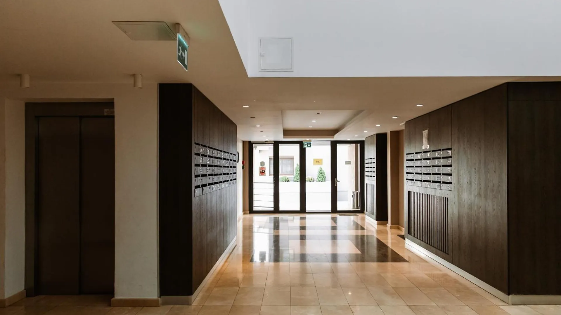 Bucharest Unirii Square Luxury Apartment Soho Piata Unirii 0*,  Rumunsko